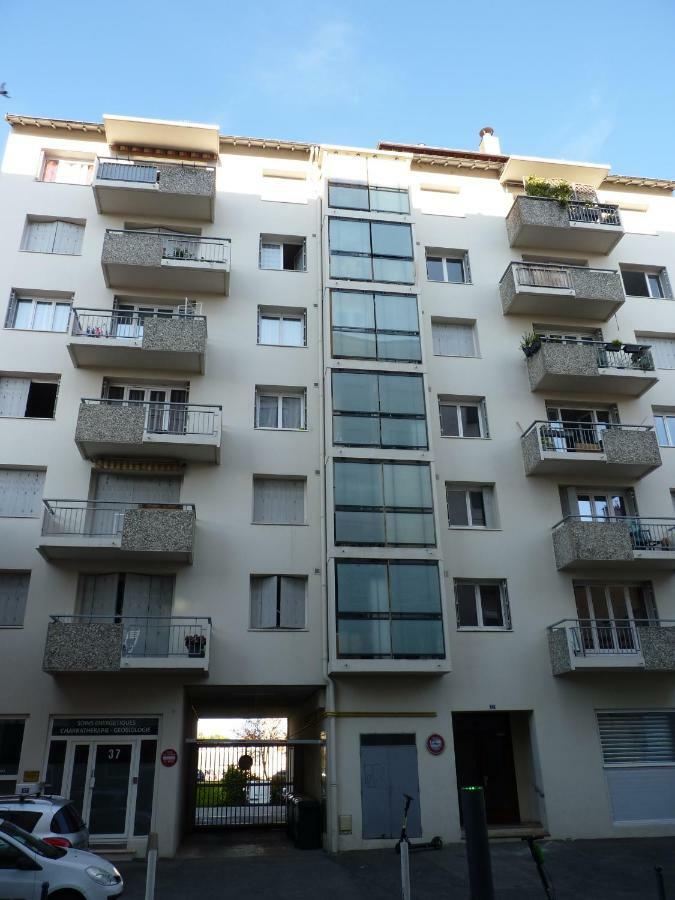 Charmant 3 Pieces 10 Min De Lyon فيليوربان المظهر الخارجي الصورة